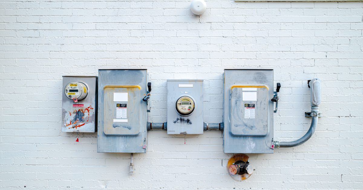 Décrypter la facture d&rsquo;électricité professionnelle : explications ligne par ligne