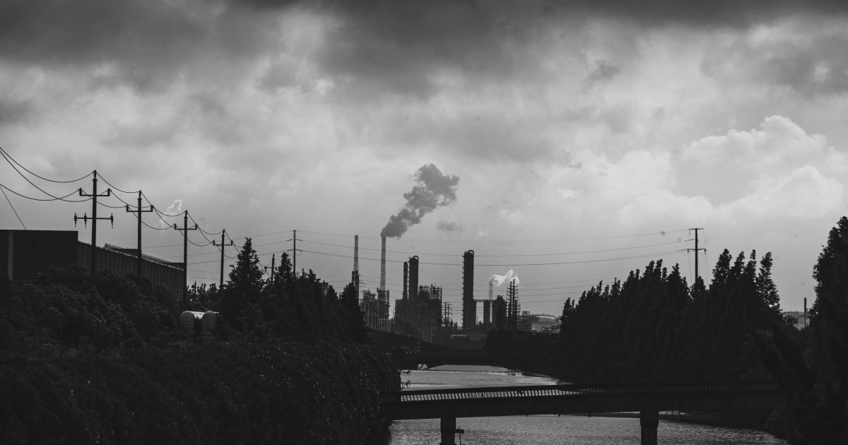 Baisse des émissions de gaz à effet de serre au premier semestre 2026 : une avancée encore insuffisante