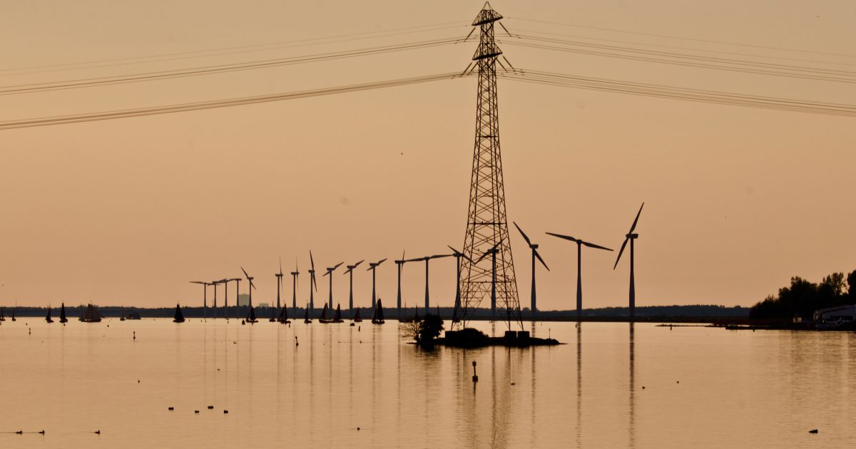 Impact financier des énergies renouvelables : le rôle de la CRE sur le réseau électrique français