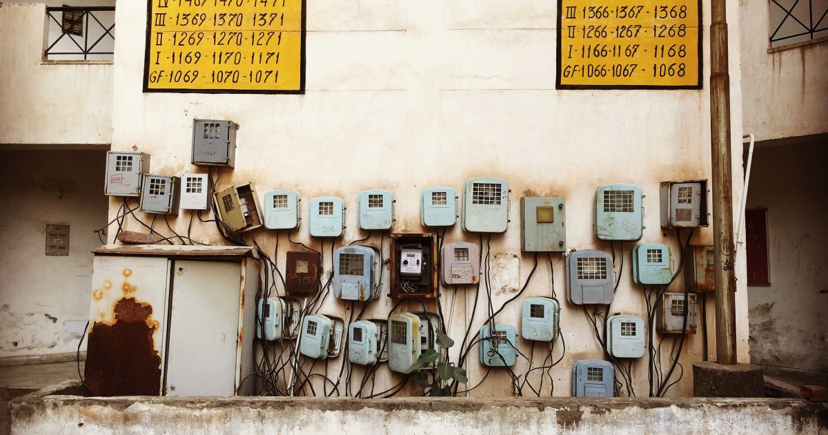 Contribution Tarifaire d’Acheminement (CTA) : rôle, calcul et impact sur vos factures d’énergie